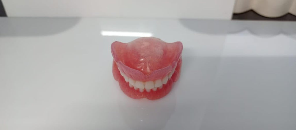 Denture full arch upper lower E584