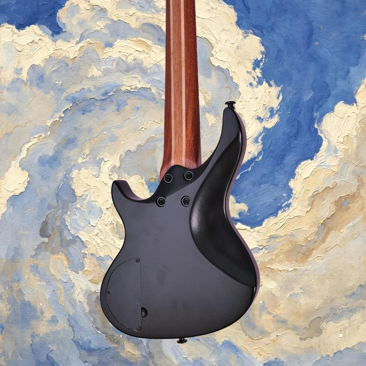 Matte Black Solid Wood 4 String Short Scale Electric Bass Guitar with Humbucker Pickup and Gig Bag J15904