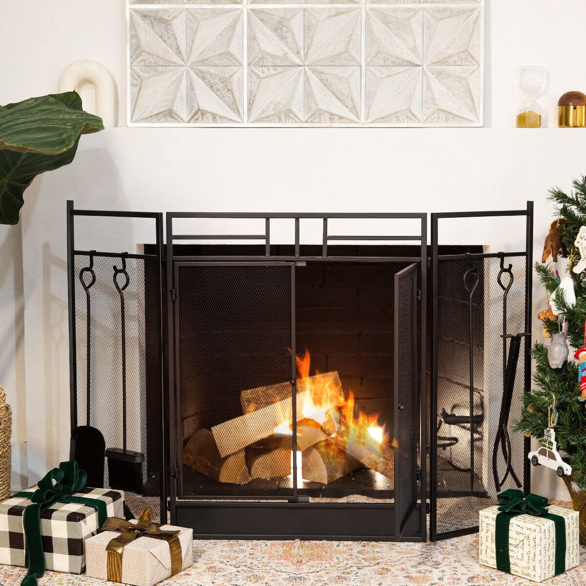 Black 3-Panel Folding Fireplace Screen with Magnetic Doors and 4-Piece Tools Set Q41101